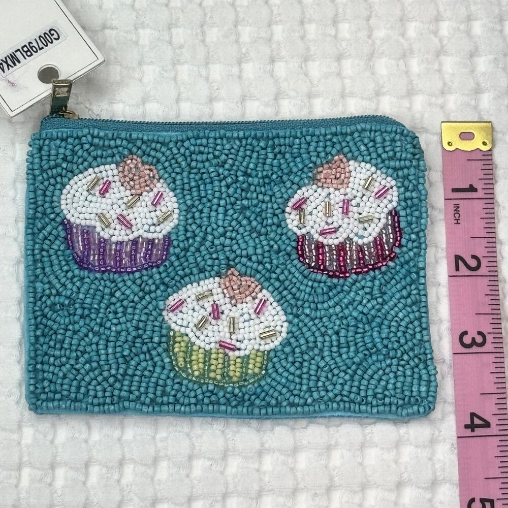 Brand NEW Viral Beaded CUPCAKE Pouch - Picture 4 of 6